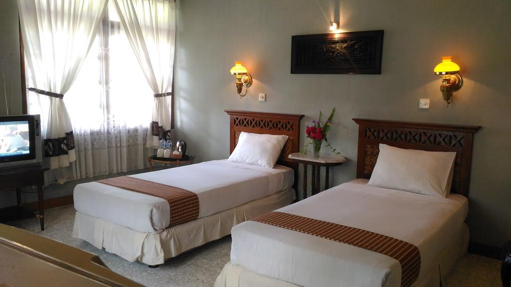 Poeri Devata Resort Hotel Prambanan Exterior photo