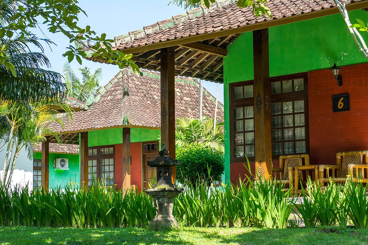 Poeri Devata Resort Hotel Prambanan Exterior photo