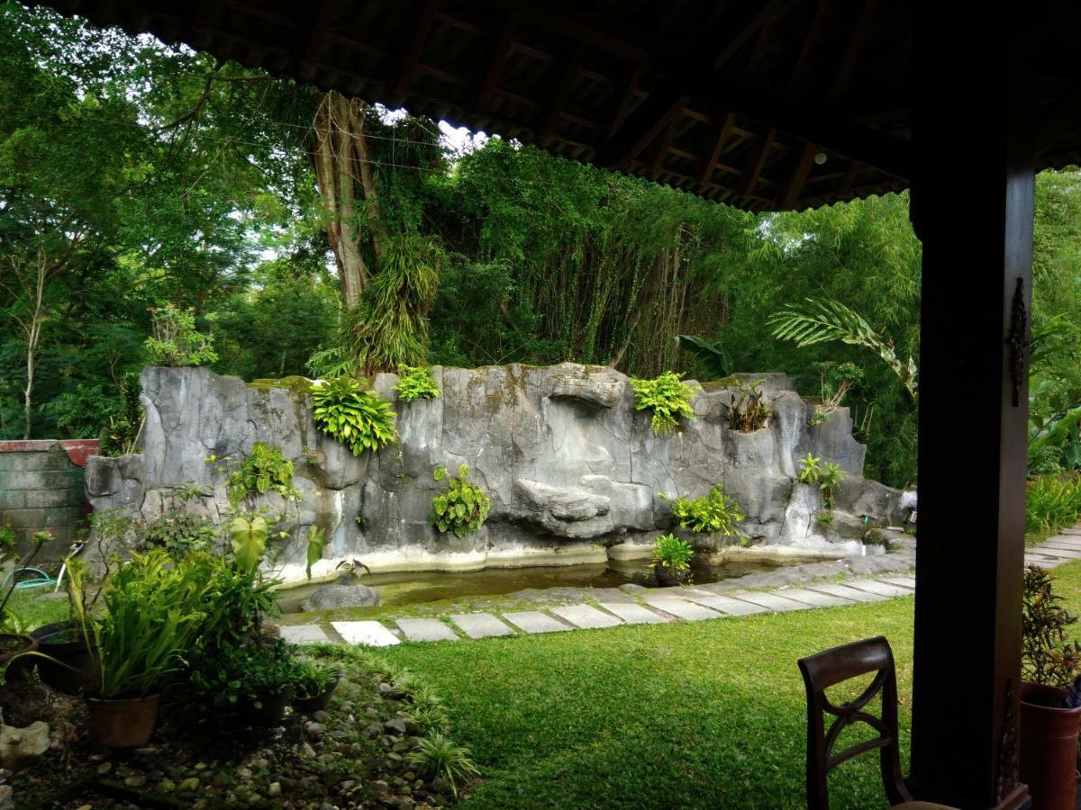 Poeri Devata Resort Hotel Prambanan Exterior photo